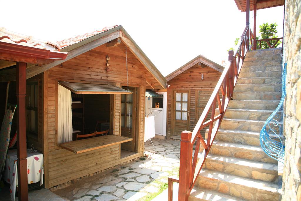 Homestay Halise *
