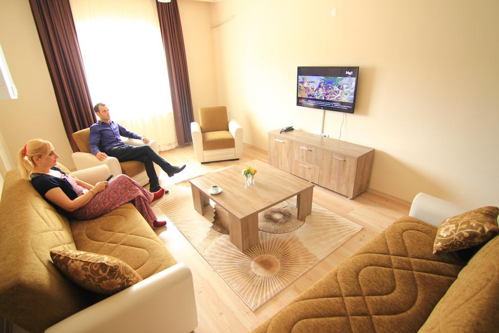 Aparthotel Royal Life
