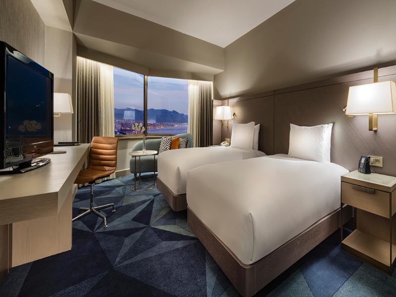 Hilton Hotel 5*