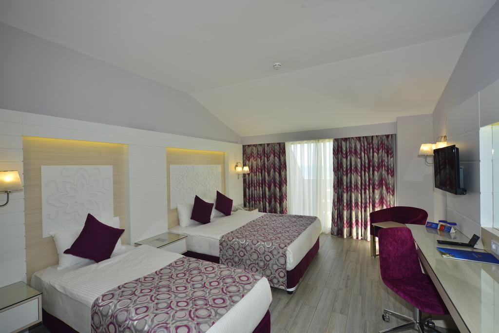 Sunmelia & Hotel