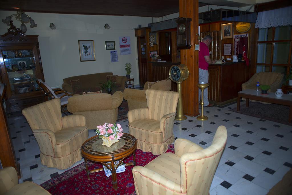Hotel Guelplaj Hotel