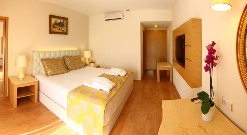 Ladonia Del Mare (adults Only)