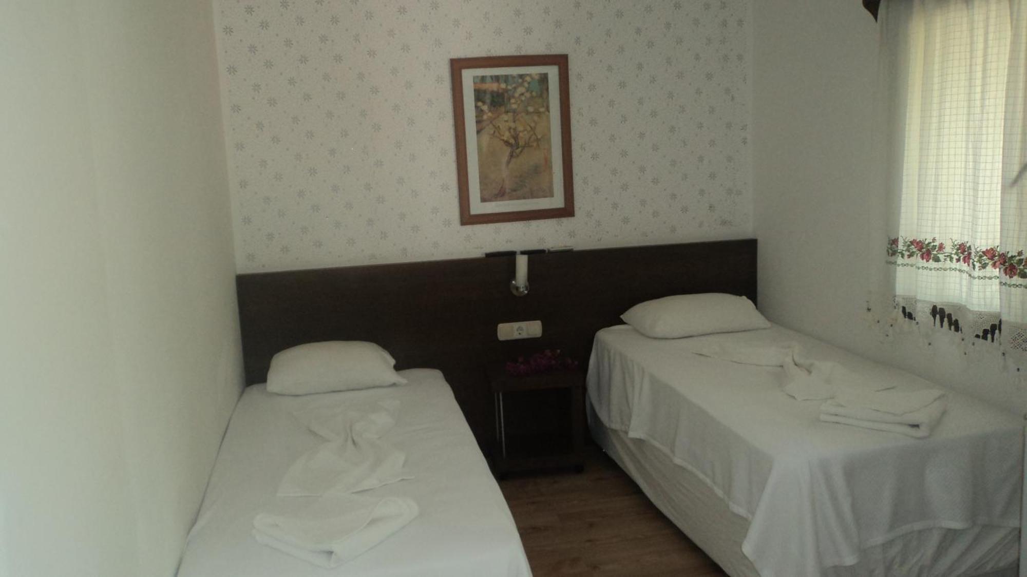 Gunisigi Bed & Breakfast Golturkbuku