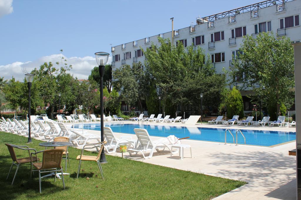 Hotel Konuk 2*