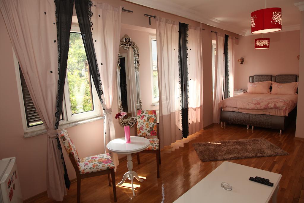 Yesim Suites 3*