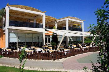 Hotel Tt Palace