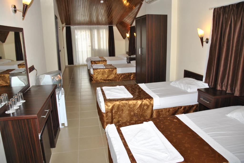 Palm Hotel 3*