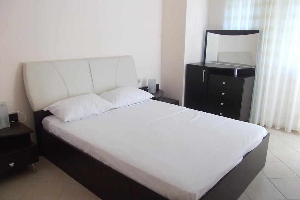 Villa Apollonium Villas *