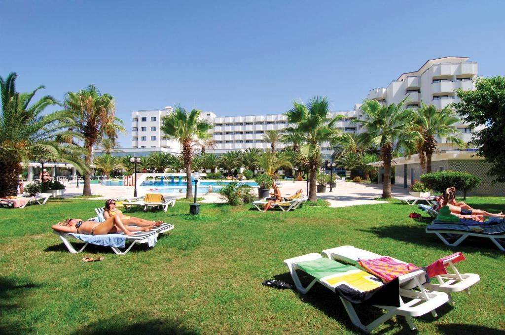 Sural Saray (adults Only) Side