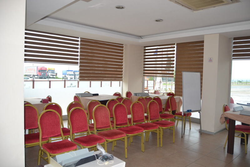 Hotel Arsen 3*