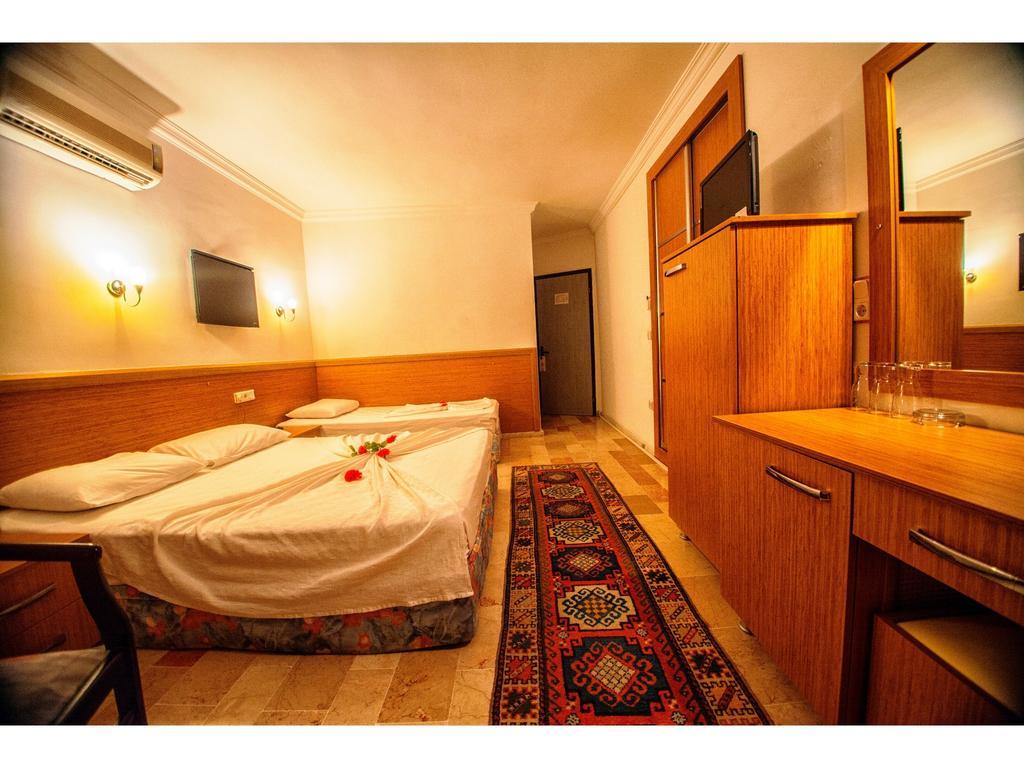 Hotel Panorama Plaza 3*