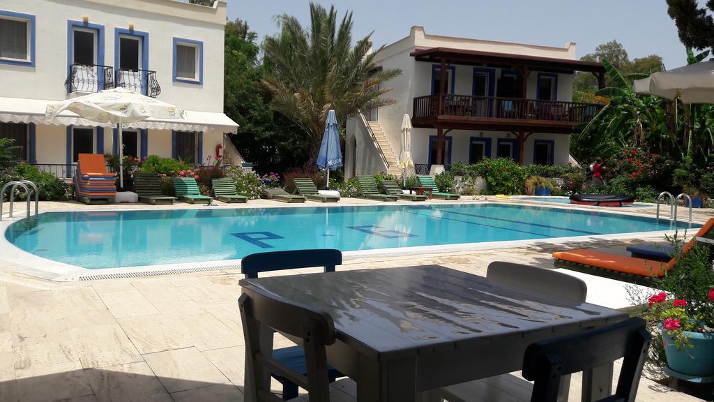 Aparthotel Paradise Garden Evleri 3*