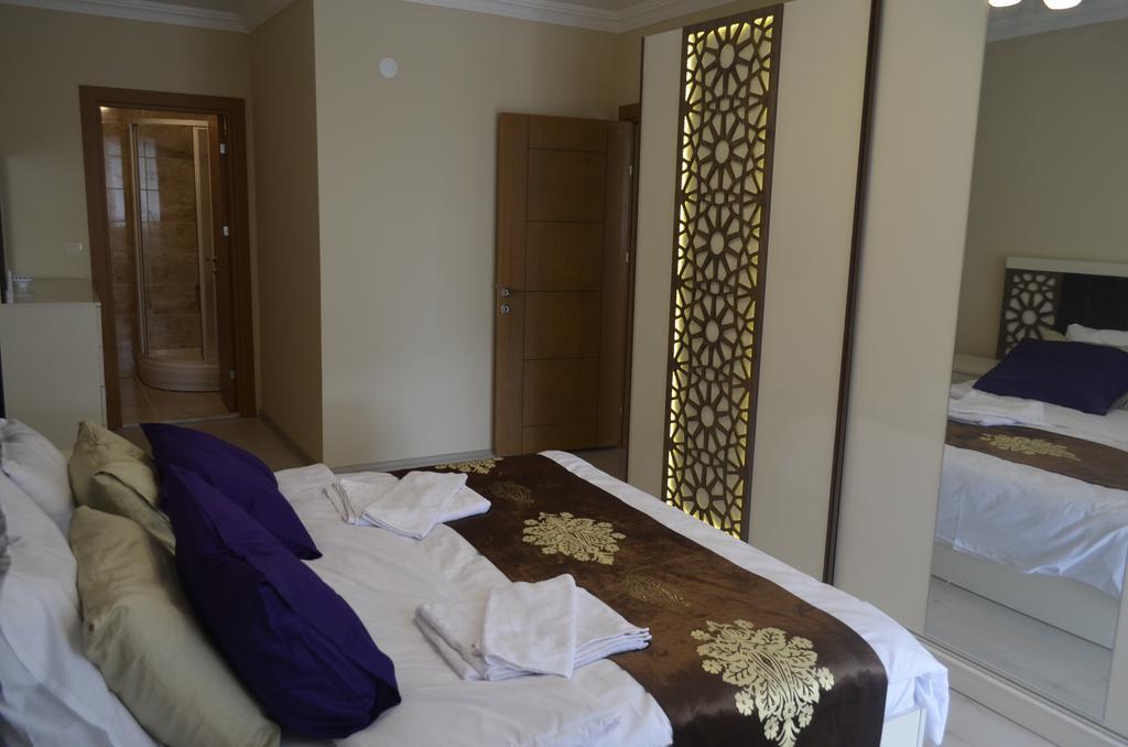 Aparthotel Green Village