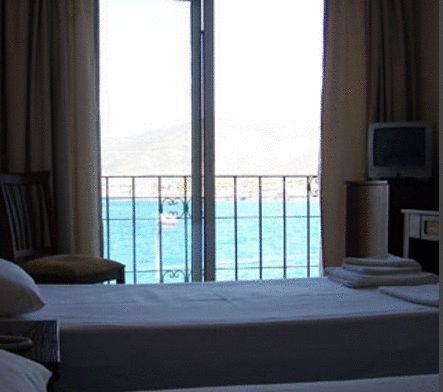 Hotel Yali Foca