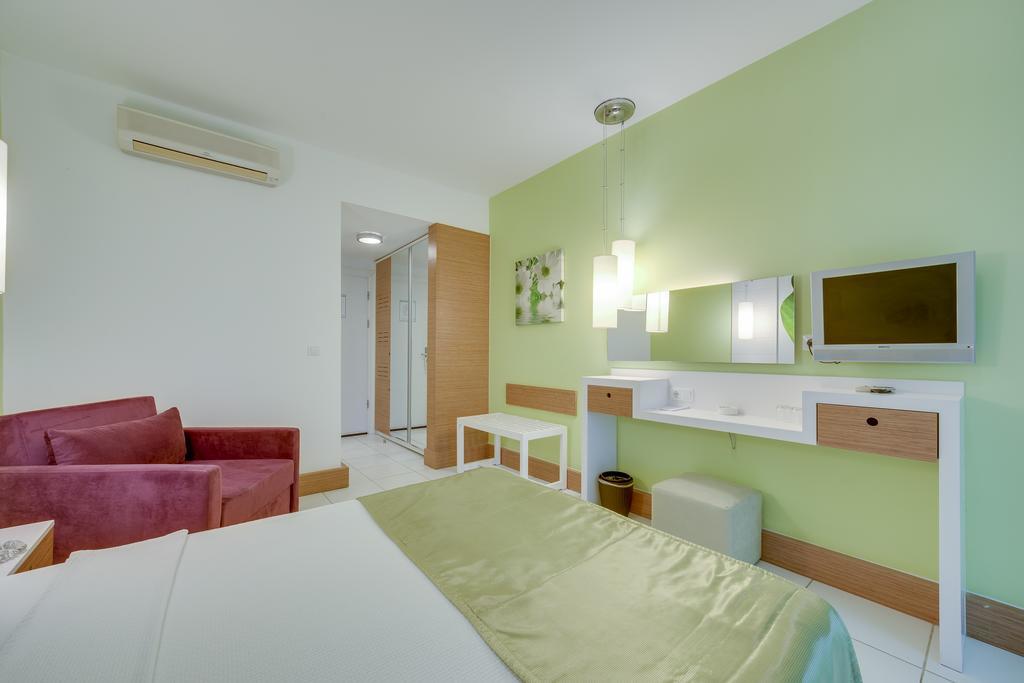 Armonia Village &