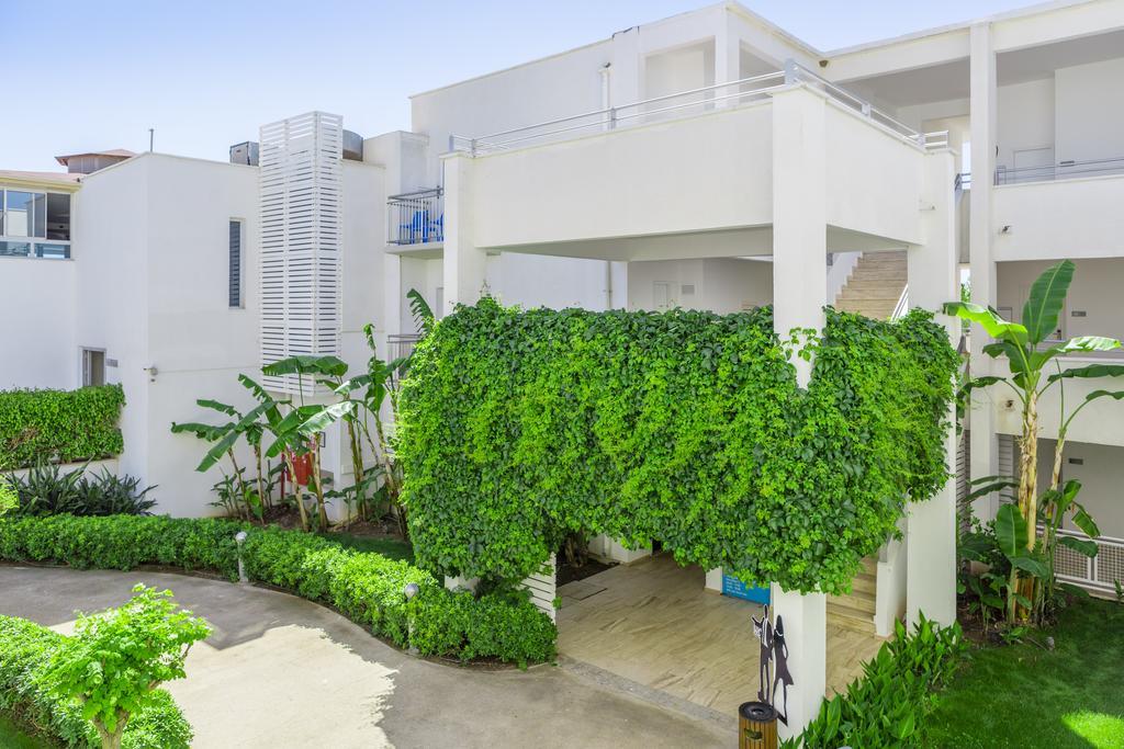 Resort Armonia Village & 5*
