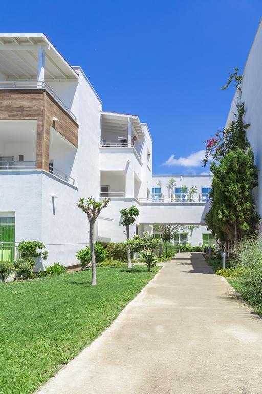 Resort Armonia Village &