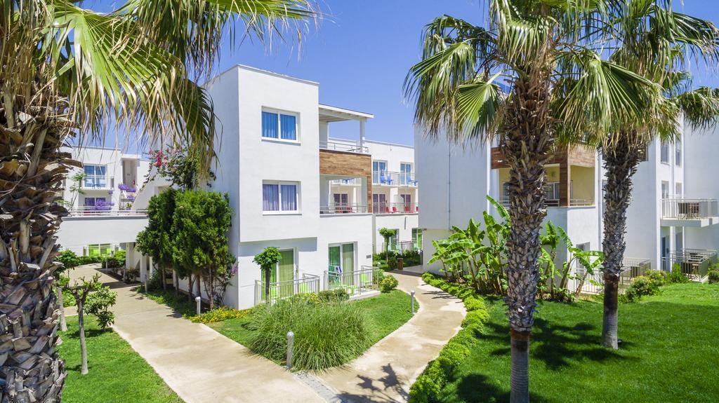 Resort Armonia Village &
