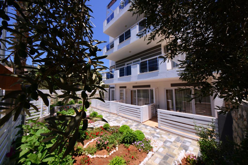 Homestay Neruda *
