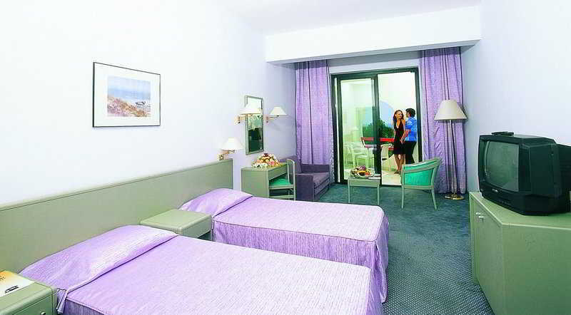 Hotel Arinna Titreyengol