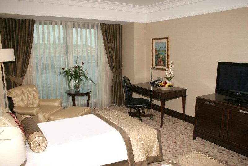 Hotel Crowne Plaza Asia By Ihg 5*