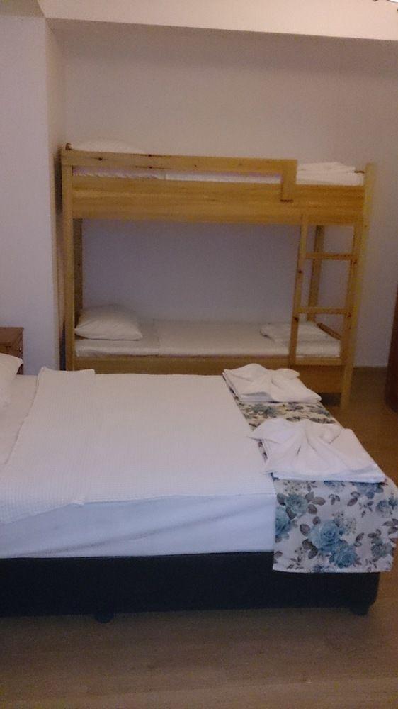Hotel Chronos 3*
