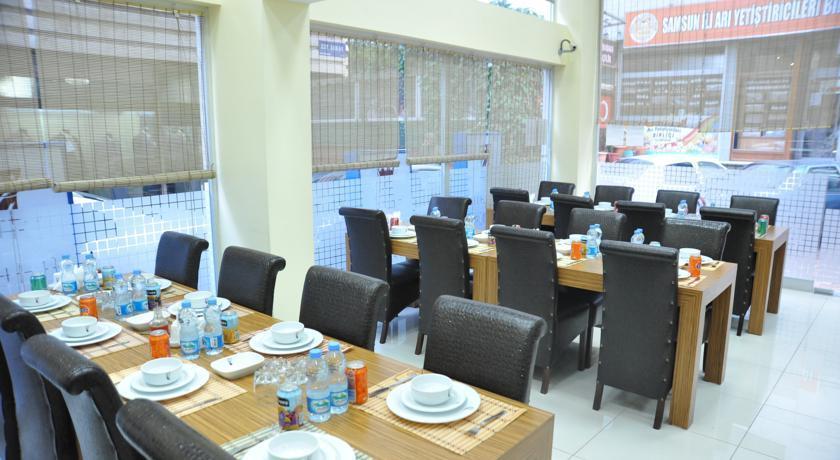 Hotel Gloria Tibi 3*