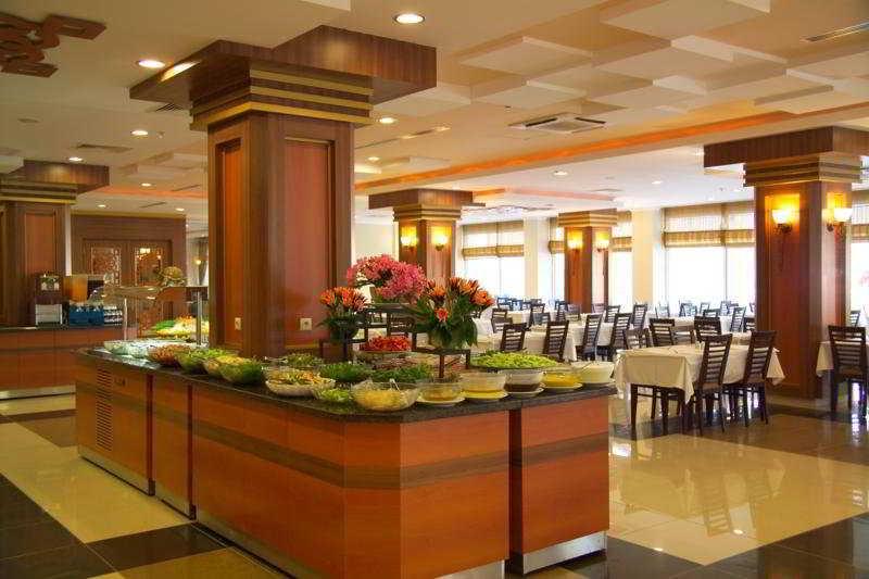 Hotel Titan Select Konakli