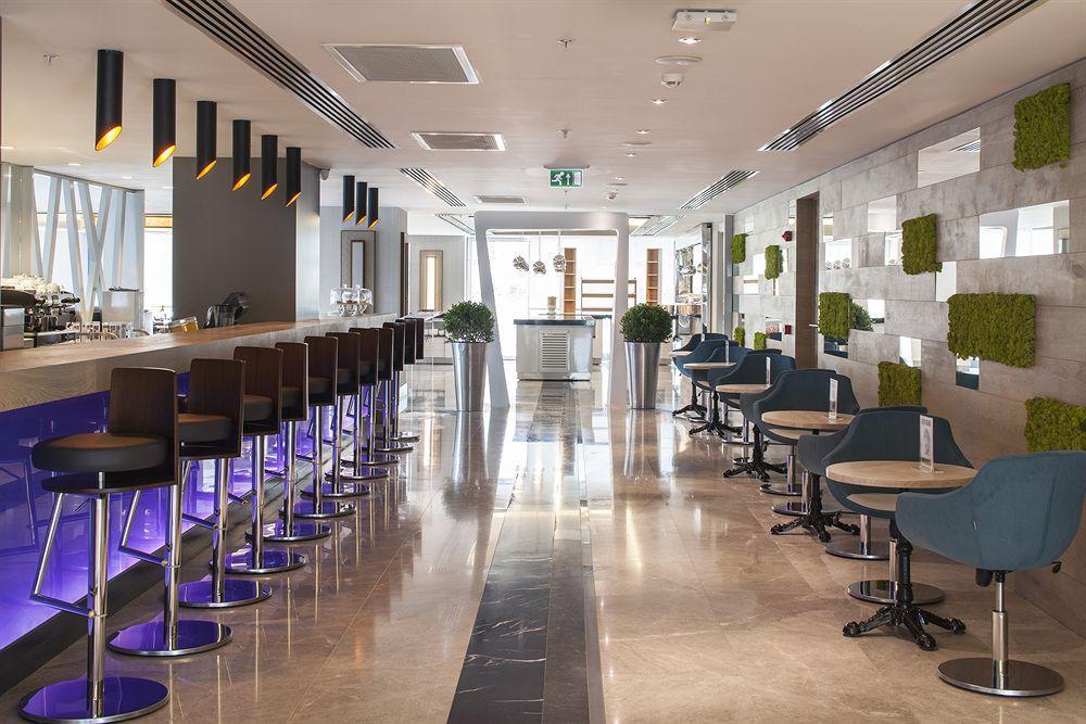 Ramada & By Wyndham Izmir 4*