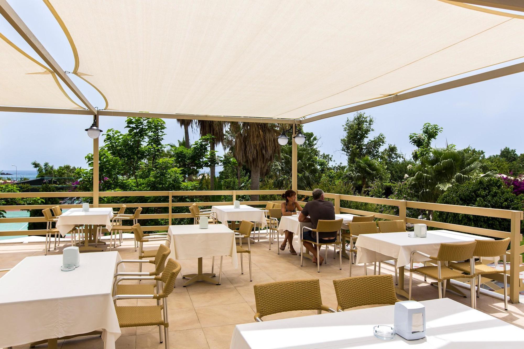 Lycus Resort