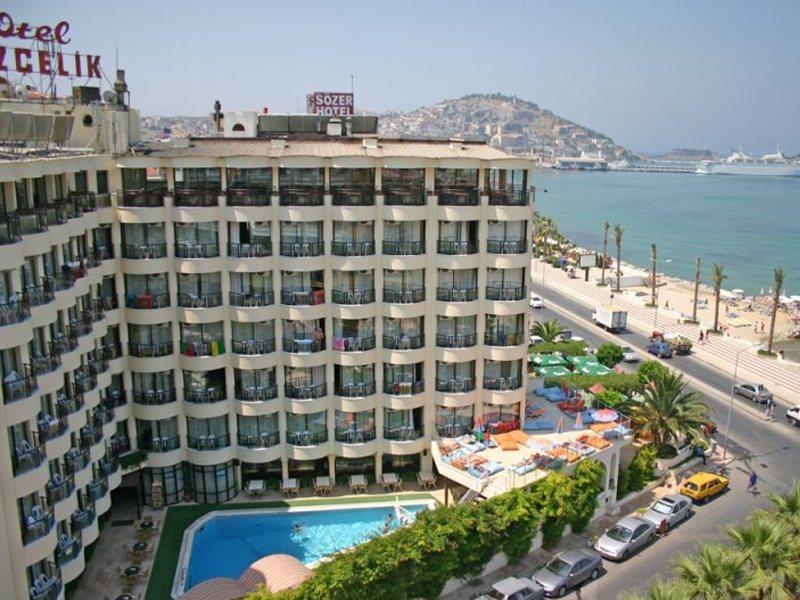 By Karaaslan Hotel Kusadasi