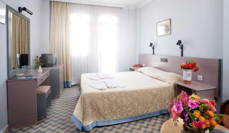 Hanedan Hotel 3*