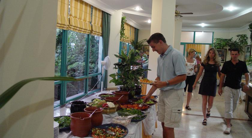 Tropical Hotel 4*