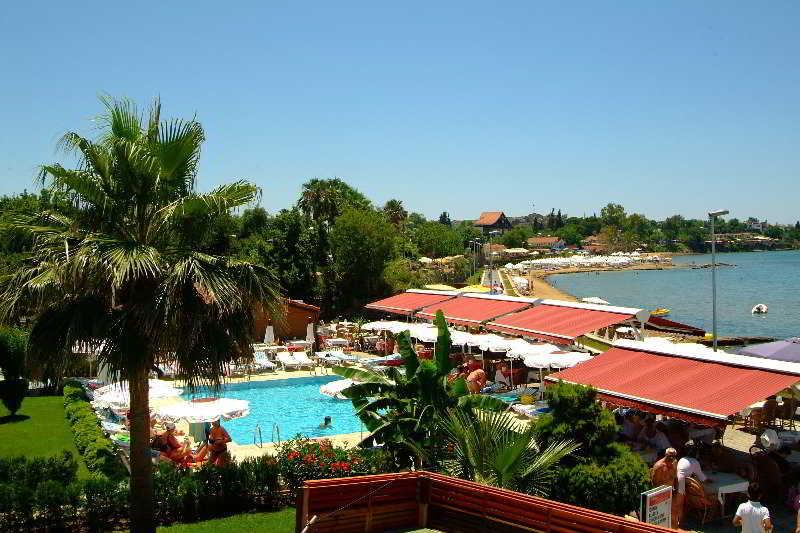 Altinkum Hotel 3*