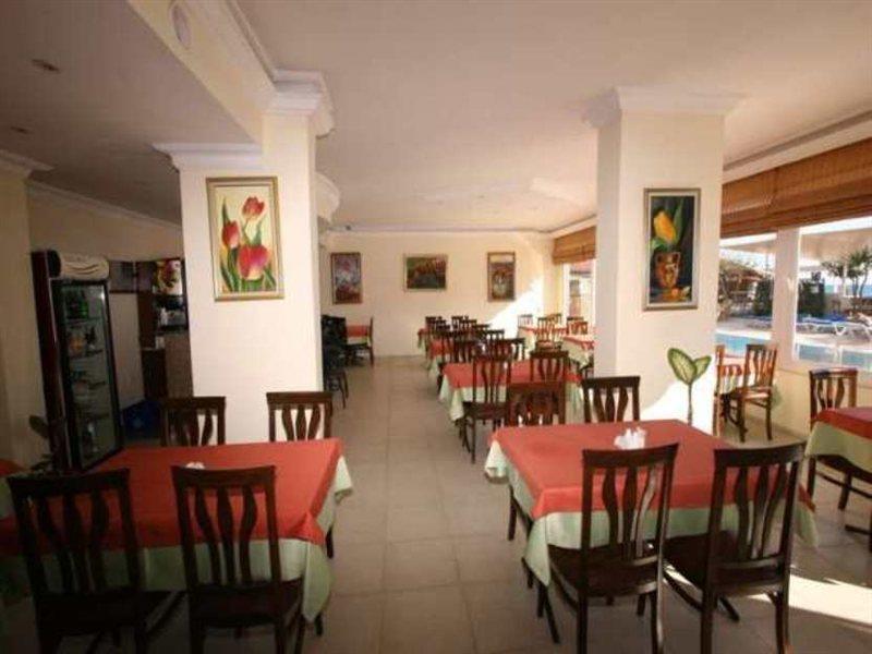 Azak Hotel 3*