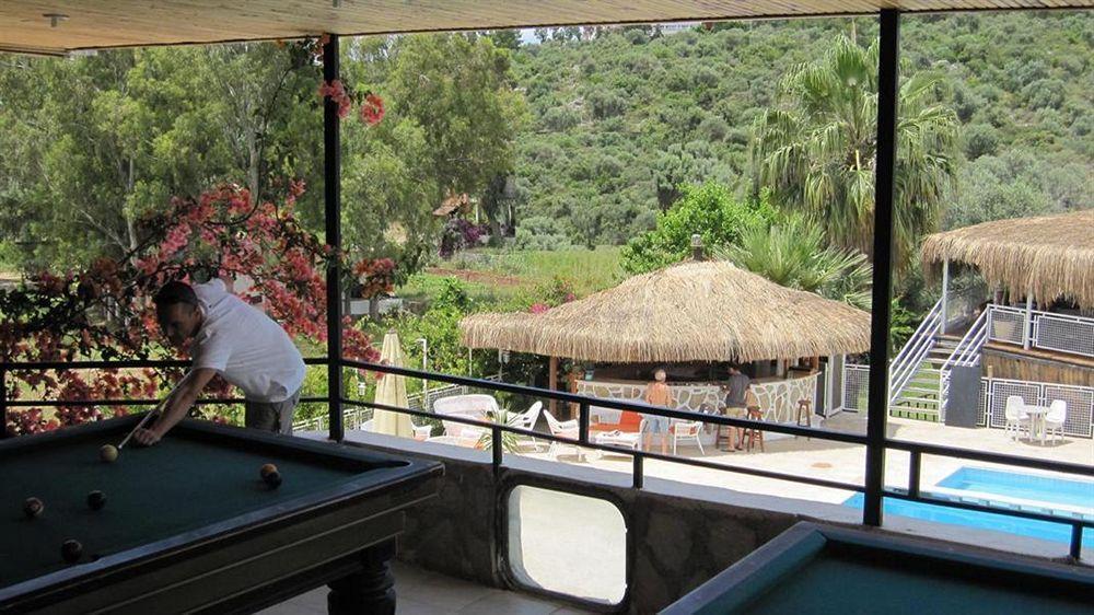 Pataros Hotel 2*
