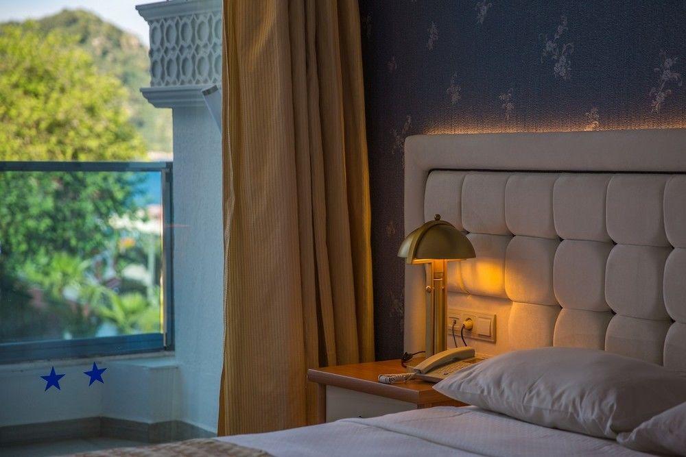 Letoile Hotel 4*