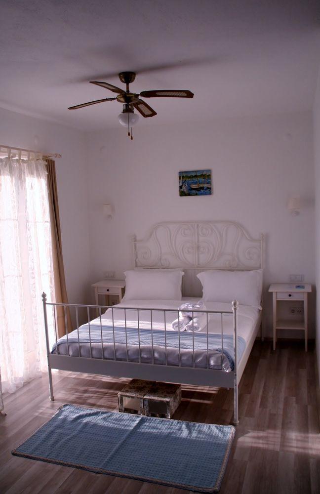 Yasemin (adults Only) Guest house Alacati