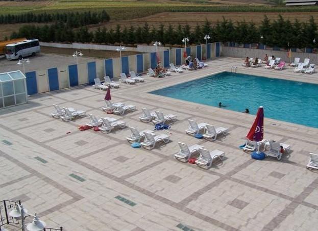 Yayoba Hotel 3*