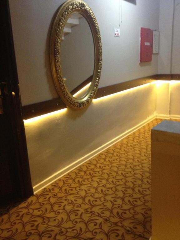 Kar Hotel 2*
