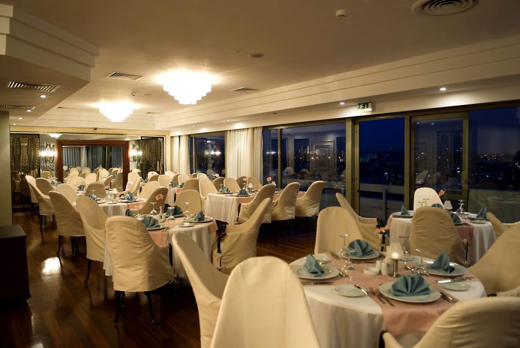 Ramada By Wyndham Old 4*