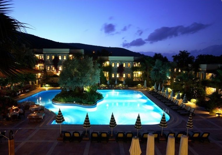 Zeytinada Hotel 4*