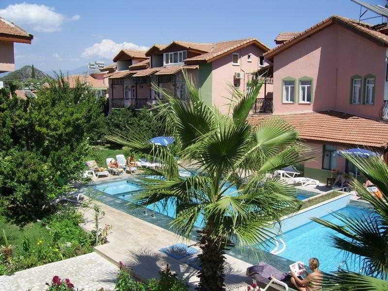 Ozalp Aparthotel 3*