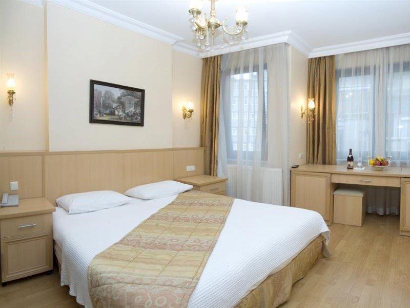 Hotel Kupeli 3*