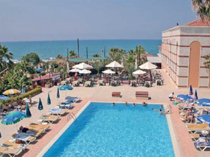 Hotel Club Tropical 3*