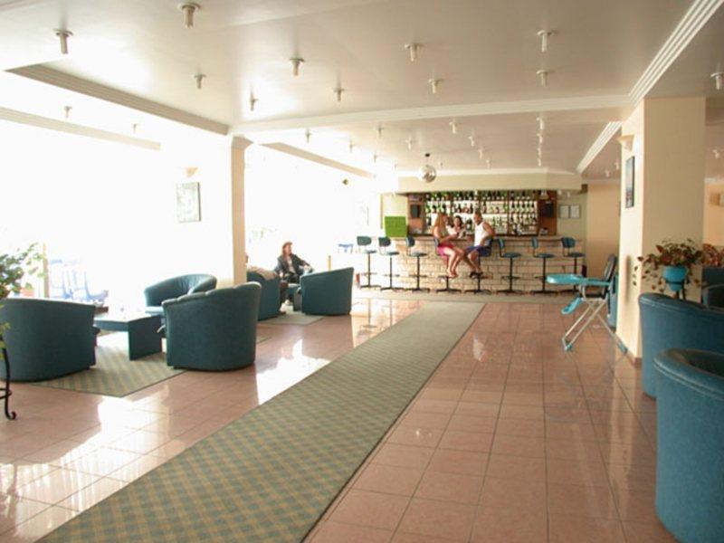 Hotel Sea Center 2*