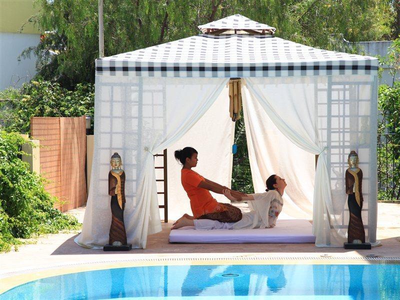 Hotel Zeytinada 4*