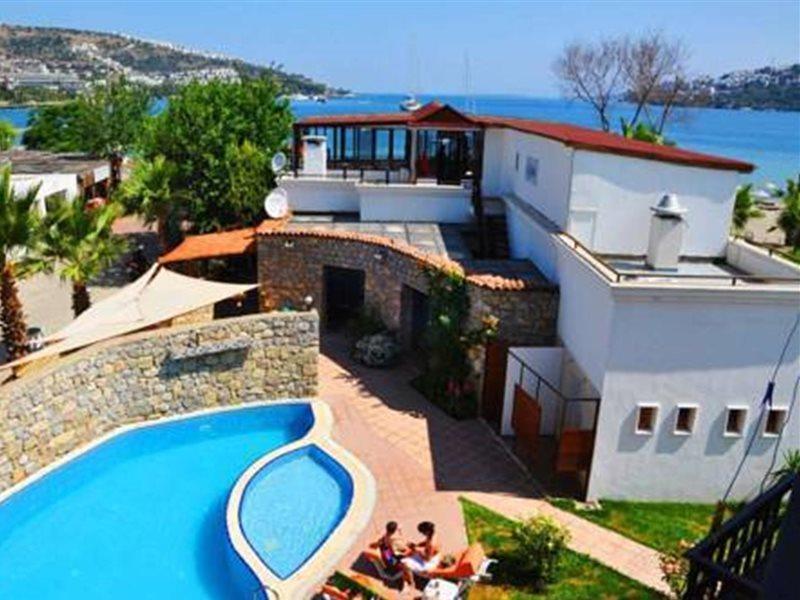 Hotel Butikhan 3*