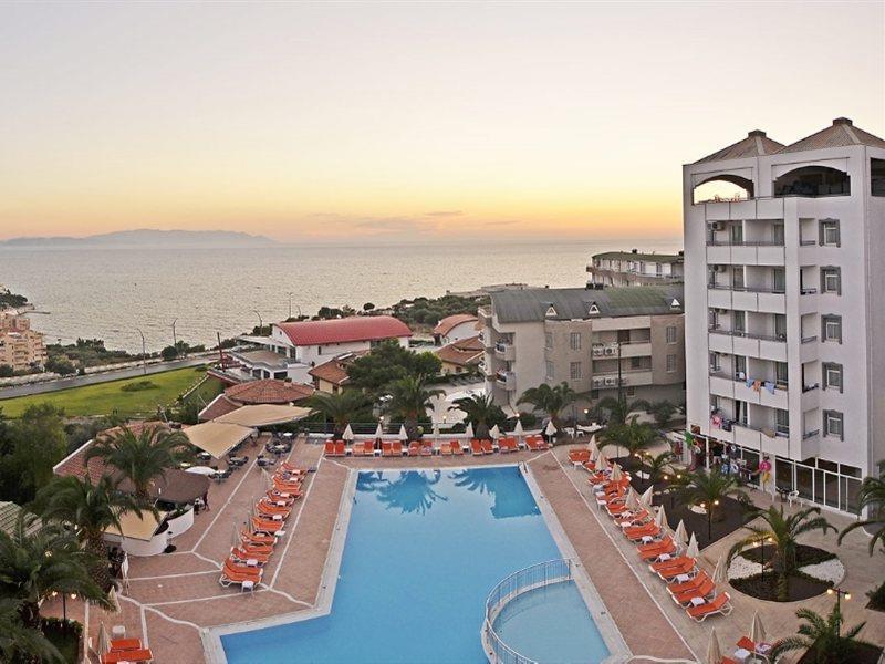 Hotel City's Hill 4*