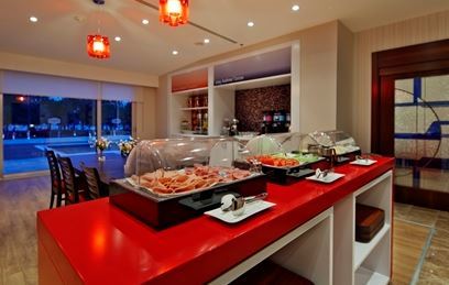Hotel Hampton By Hilton 3*